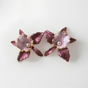 Vintage Floral Orchid Gold Tone Earrings